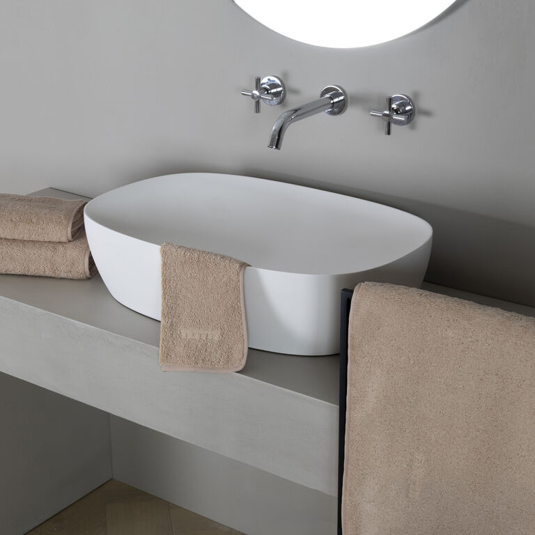 slide 2 Unito Hand Towel