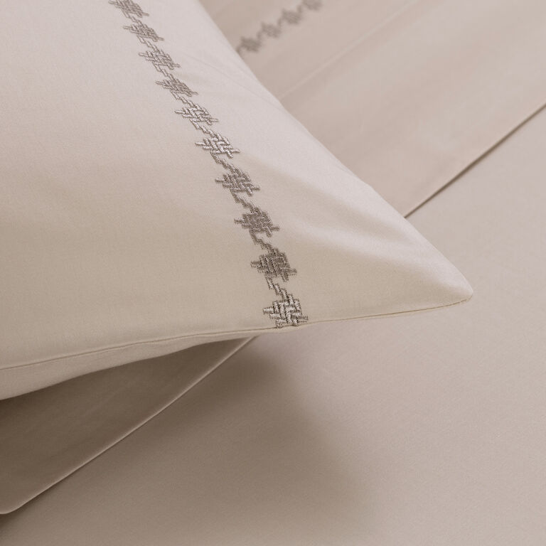 slide 3 Houndstooth Embroidery Euro Sham