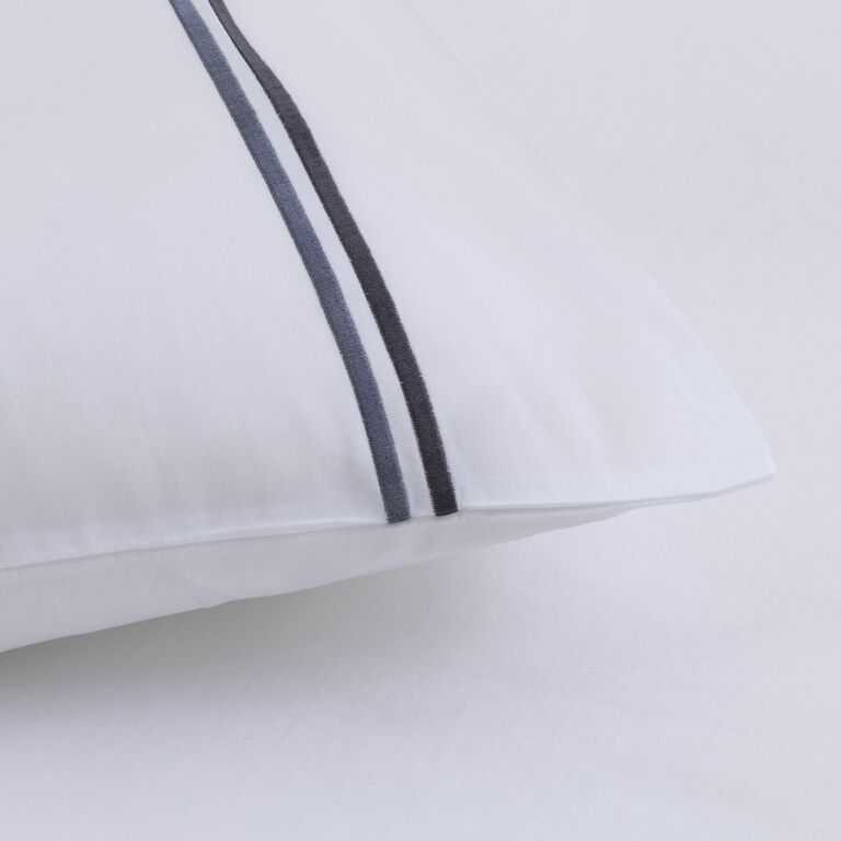 slide 3 Contemporary Euro Sham
