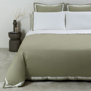 slide 1 Pliant Duvet Cover