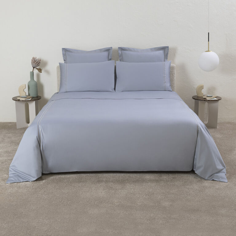 slide 4 Elegance Duvet Cover