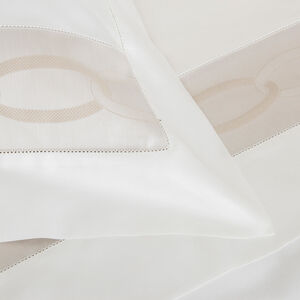 slide 3 Chains Border Euro Sham