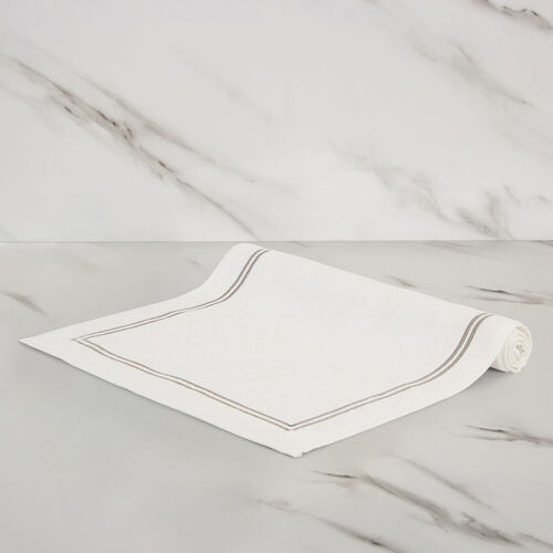 Frette Hand Towel – Acorns