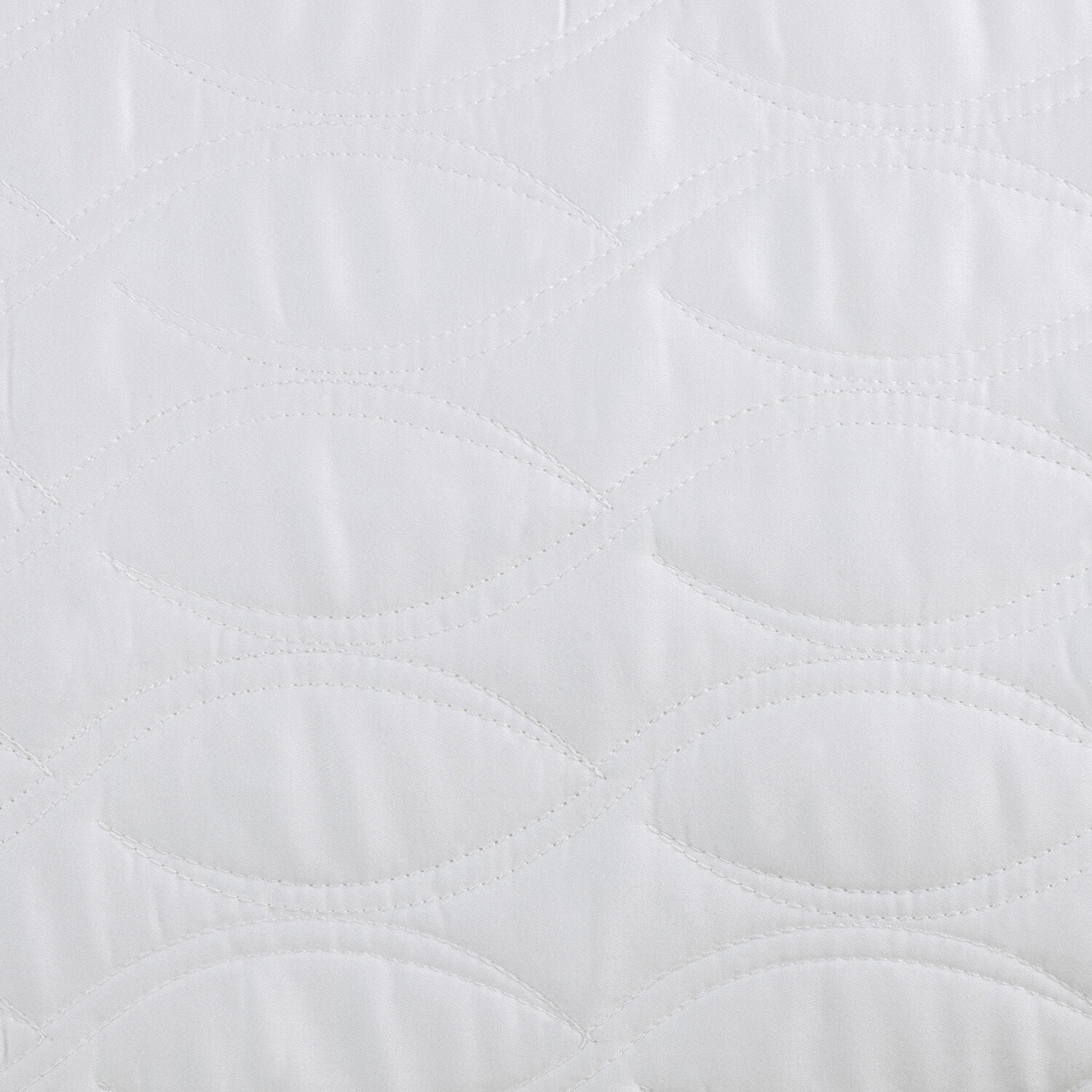 infinito-light-quilt-frette