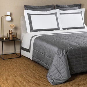 slide 4 Forever Light Quilt