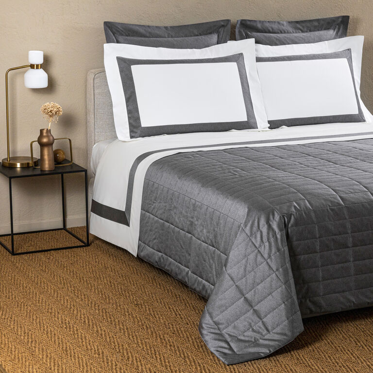 slide 4 Forever Light Quilt