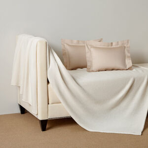 slide 3 Doppio Ajour Boudoir Sham