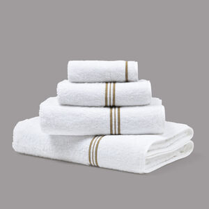 slide 3 Triplo Bourdon Bath Sheet