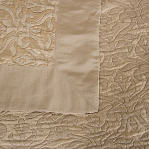 slide 3 Platinum Bedcover
