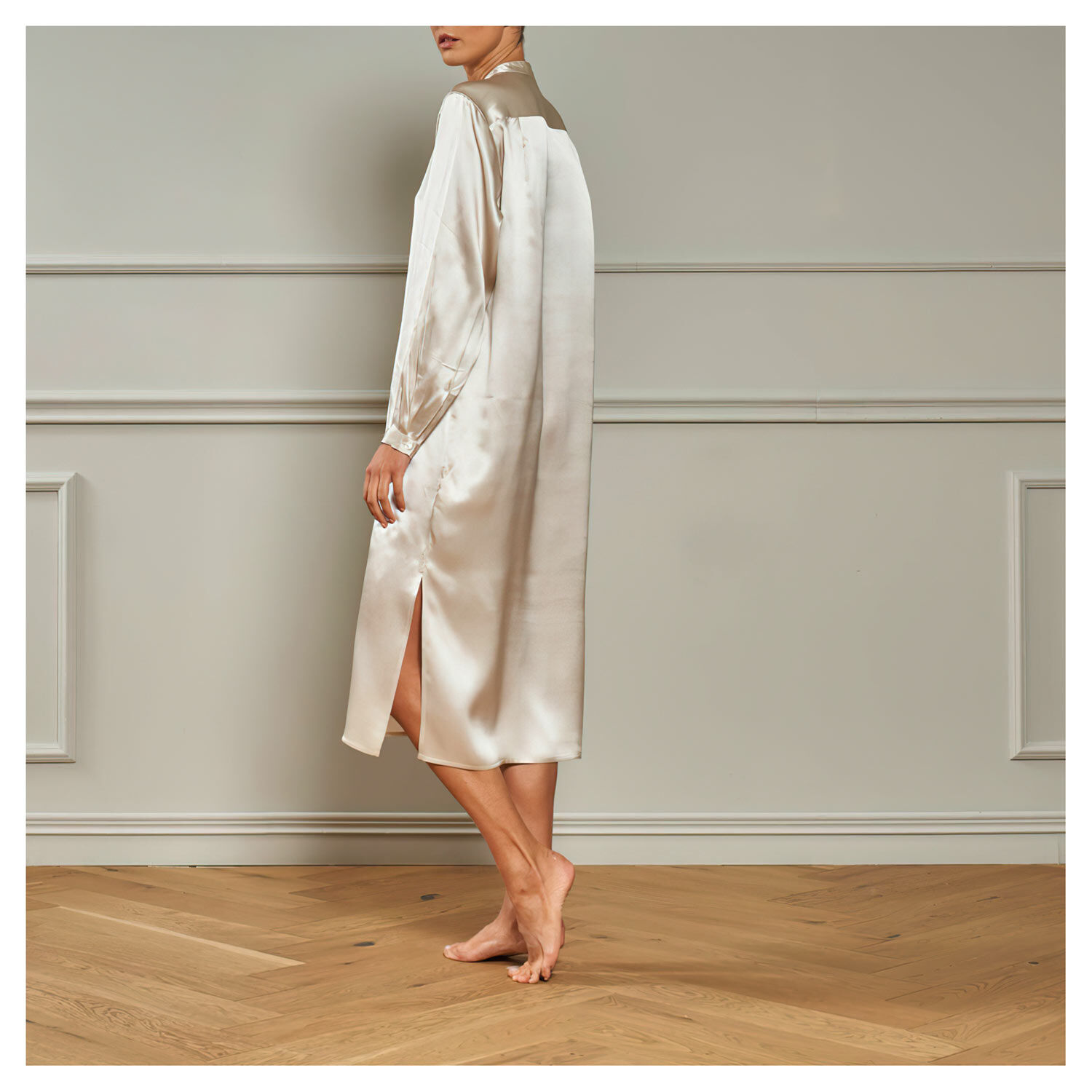 slide 3 Cascade  Nightgown