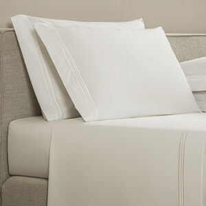 slide 2 Triplo Bourdon Pillowcase