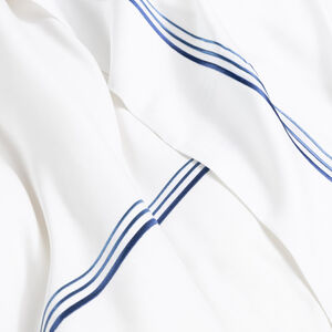 slide 5 Contemporary Euro Sham