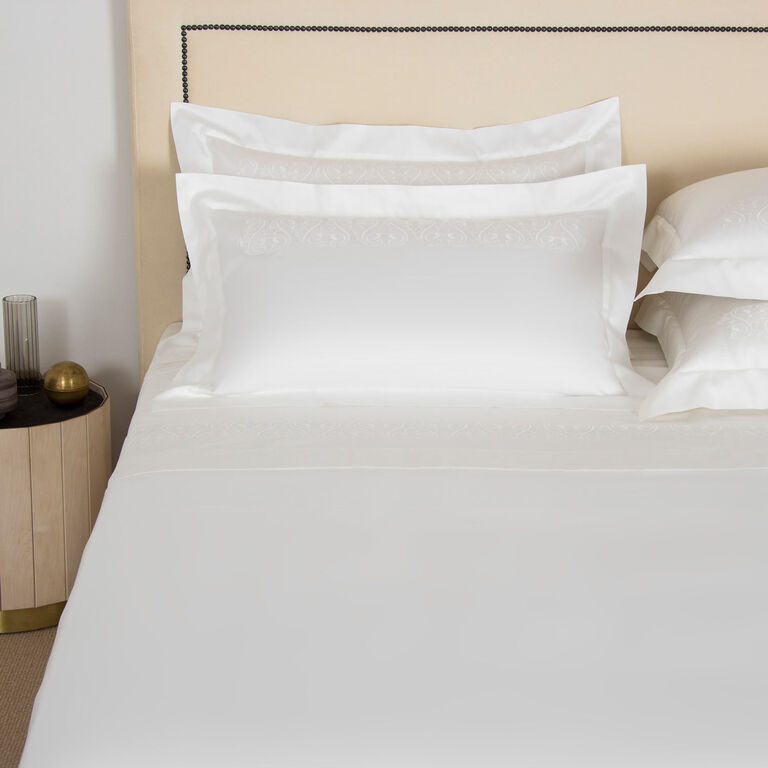 slide 2 Ornate Medallion Embroidered Sheet Set