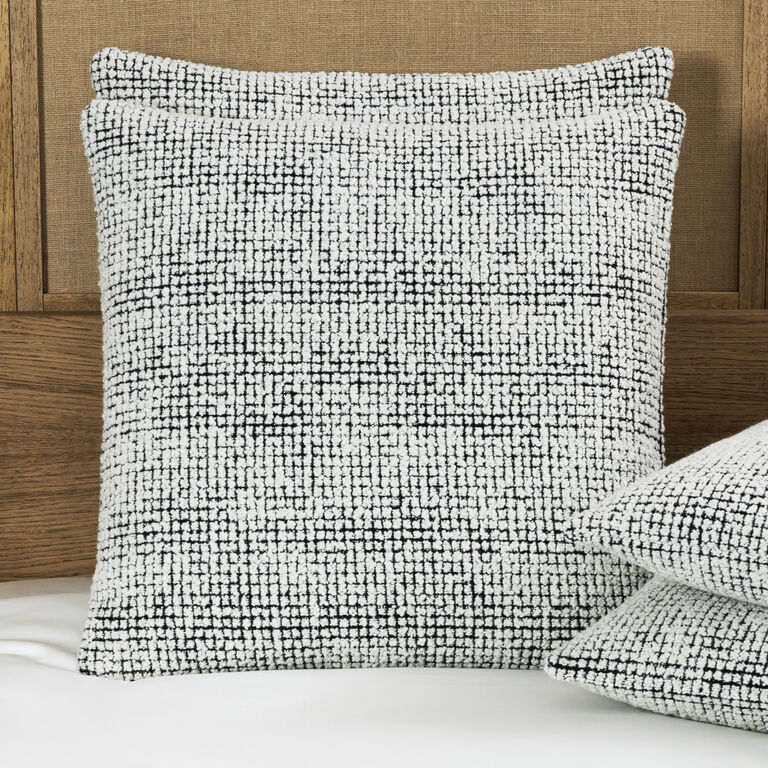 slide 2 Nest Decorative Cushion Cover