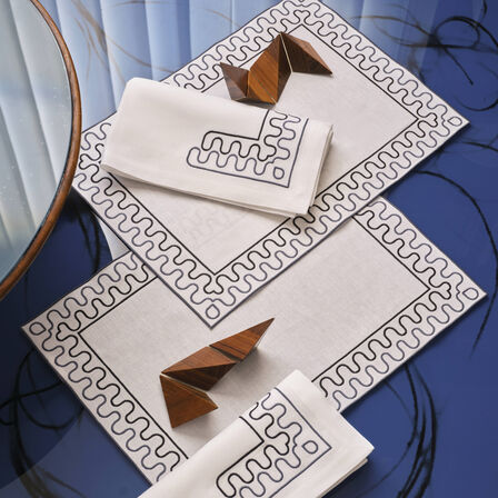 Modernism Outline Placemat and Napkins Set