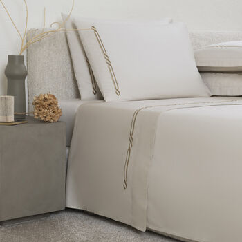 Frame Embroidery Sheet Set