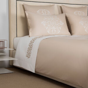 slide 2 Medallion Heart Duvet Cover