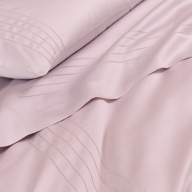 slide 5 Lush Ajour Pillowcase Set