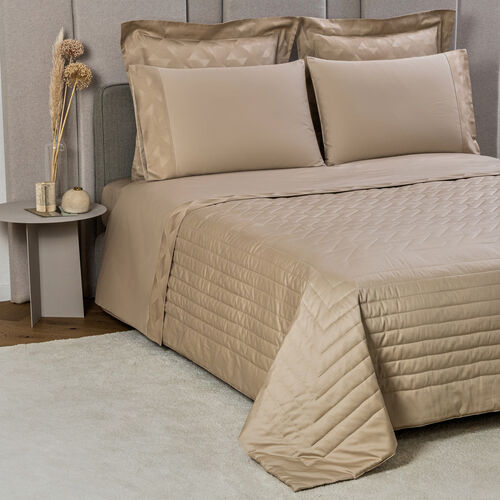 Tecla Light Quilt