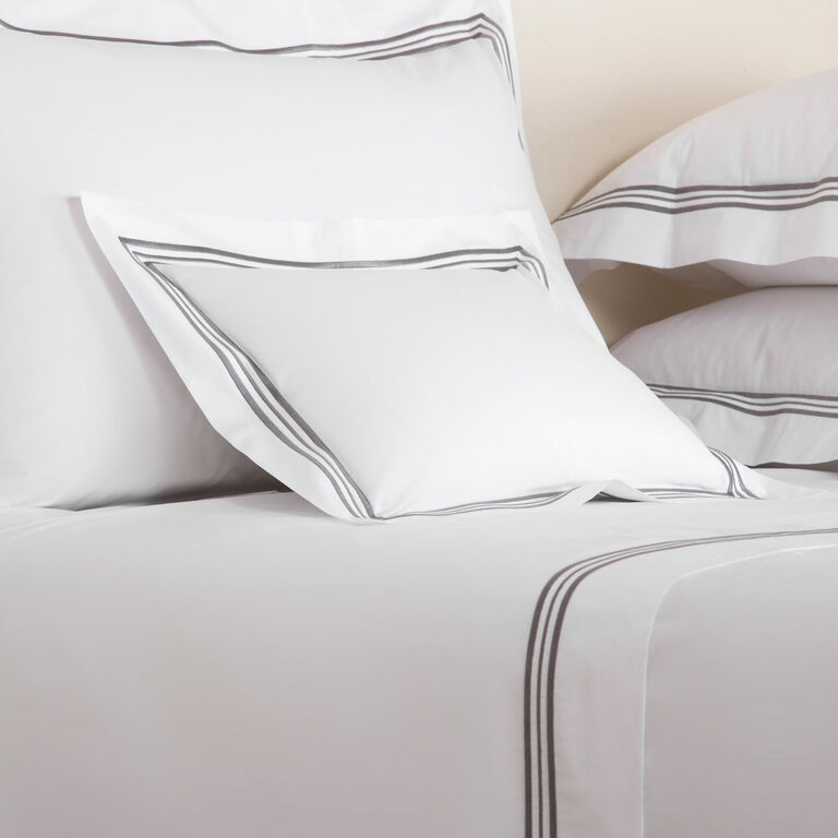 slide 2 Triplo Bourdon Boudoir Sham