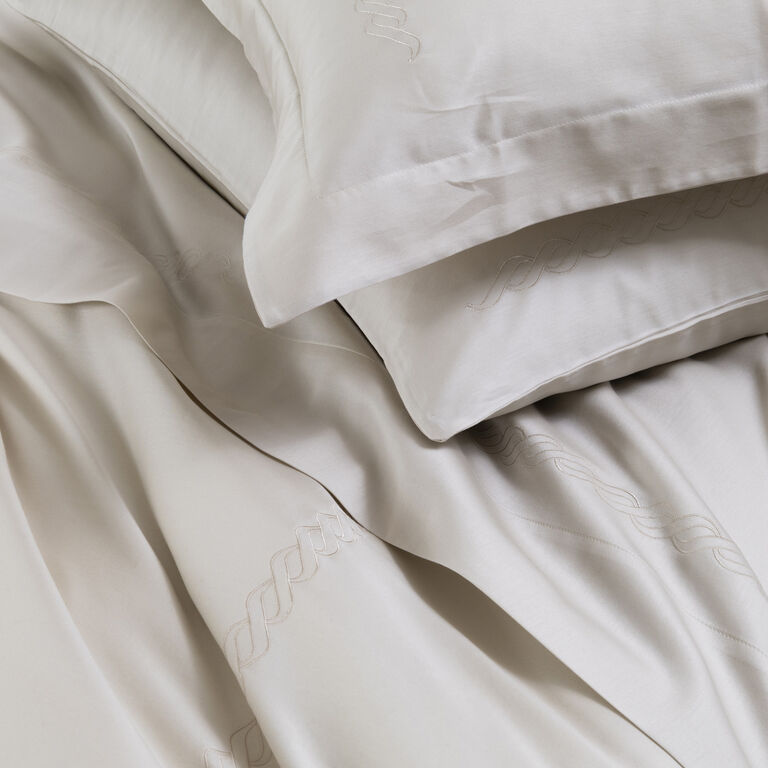 slide 5 Taormina Embroidered Duvet Cover