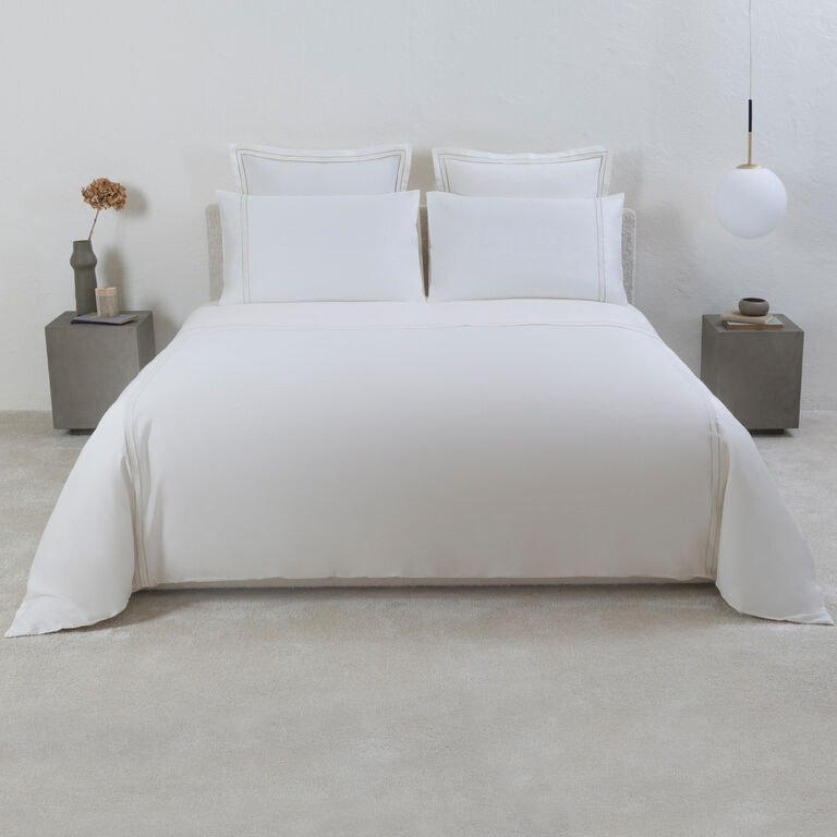 slide 4 Elegance Euro Sham