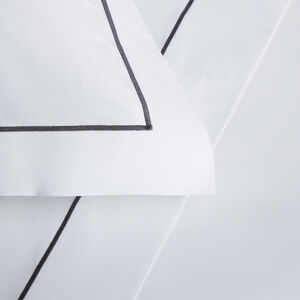 slide 2 One Bourdon Euro Sham