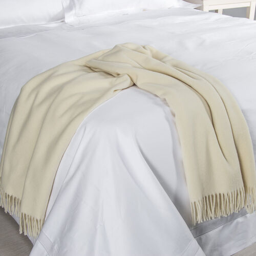 Kent Throw Ivory