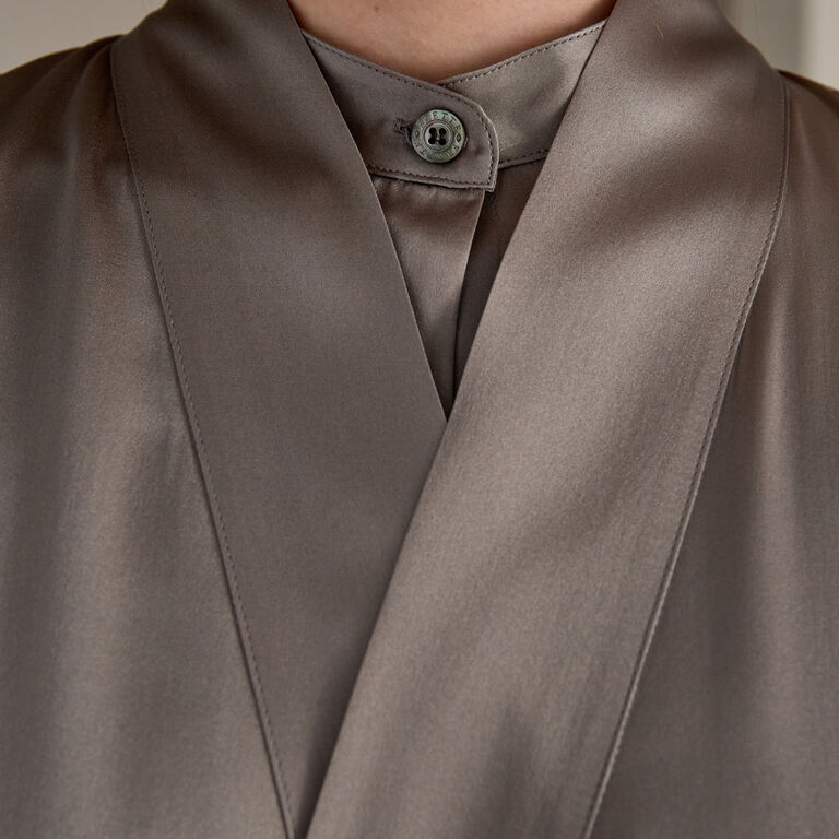 slide 5 Cascade Robe