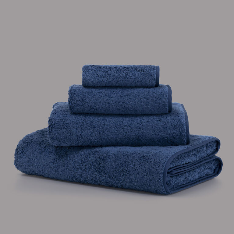 slide 3 Unito Bath Sheet