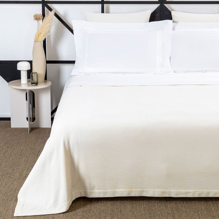 slide 1 Seraphic Bedspread