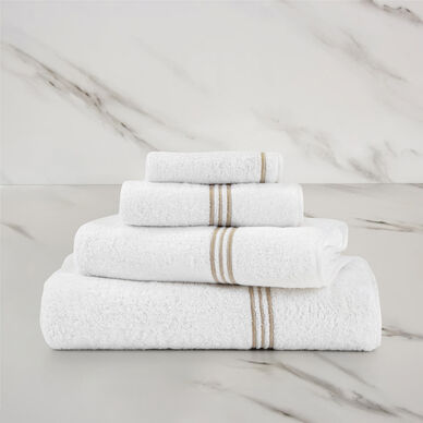 Triplo Bourdon Bath Towel image