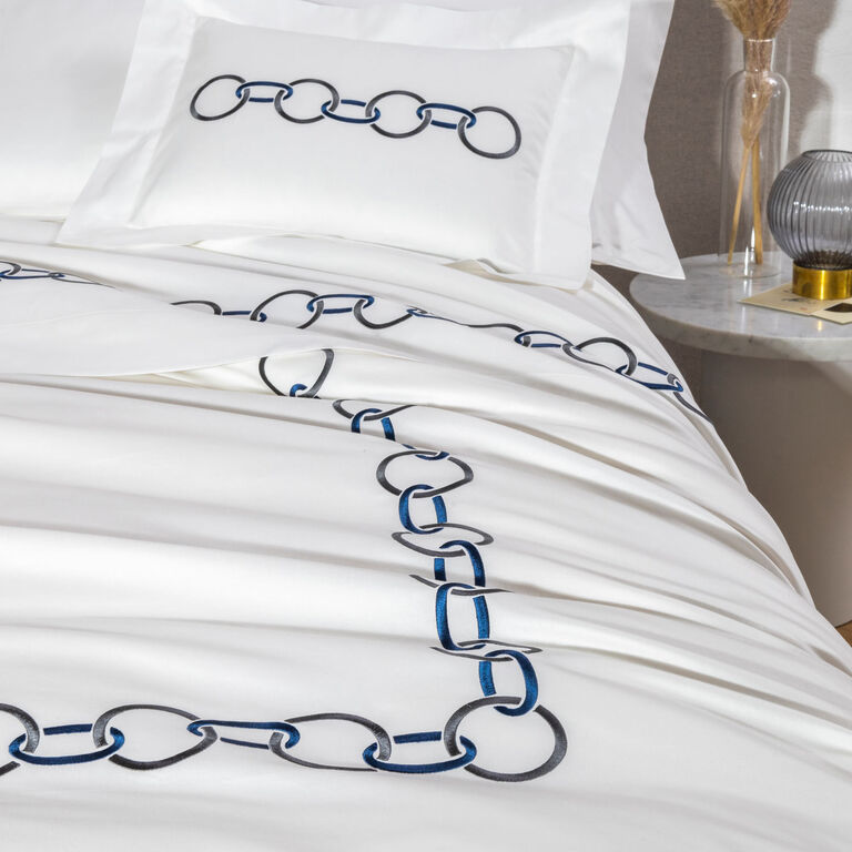 slide 5 Links Embroidered Sham