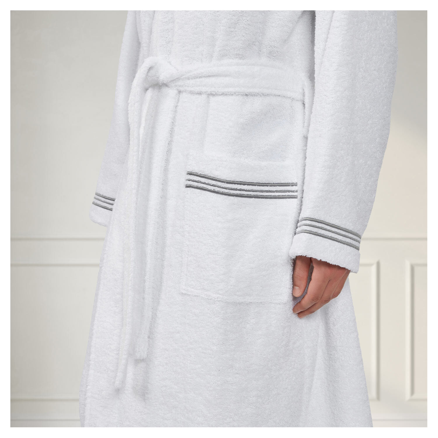 Triplo Shawl Collar Bathrobe Frette