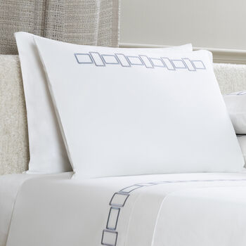 Bold Bicolor Embroidery Pillowcase