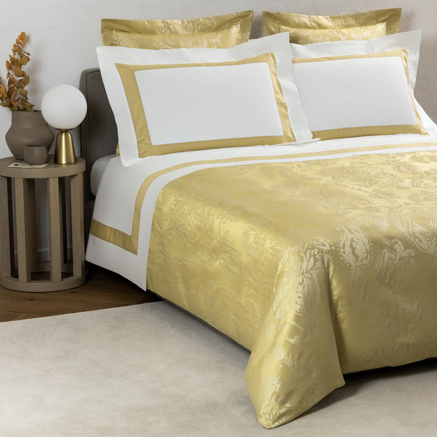 slide 4 Luxury Brocade Duvet Cover