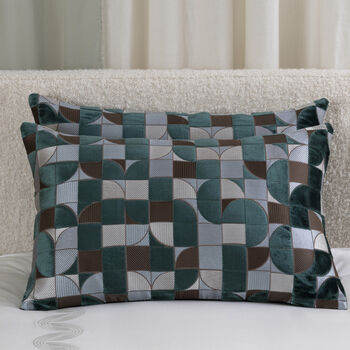 Avant Garde Decorative Cushion Cover