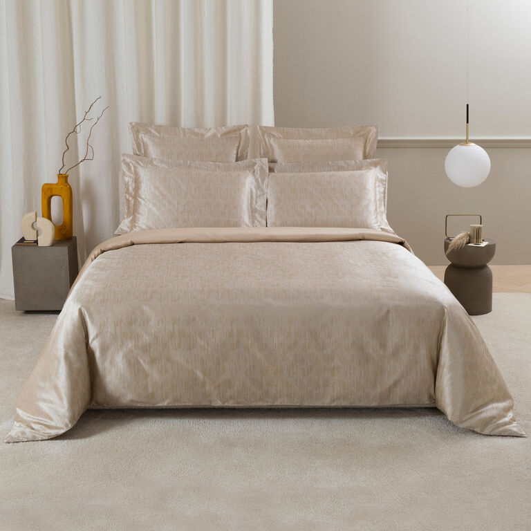 slide 4 Luxury Sway Jacquard Duvet Cover Set
