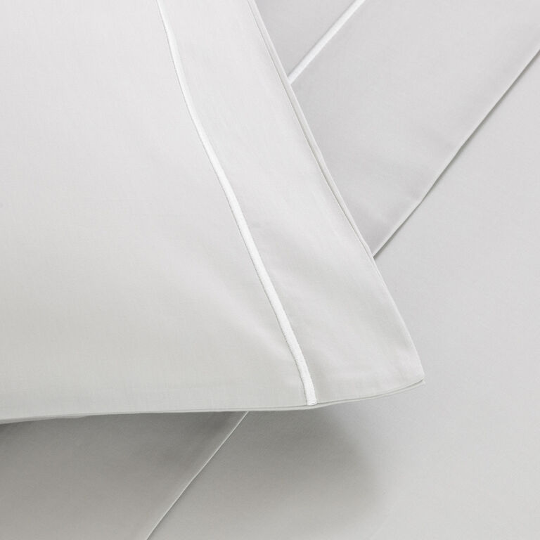 slide 3 Camelia Sheet Set