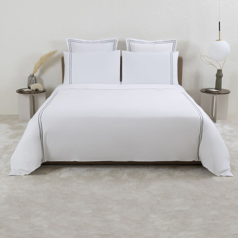 slide 4 Elegance Euro Sham