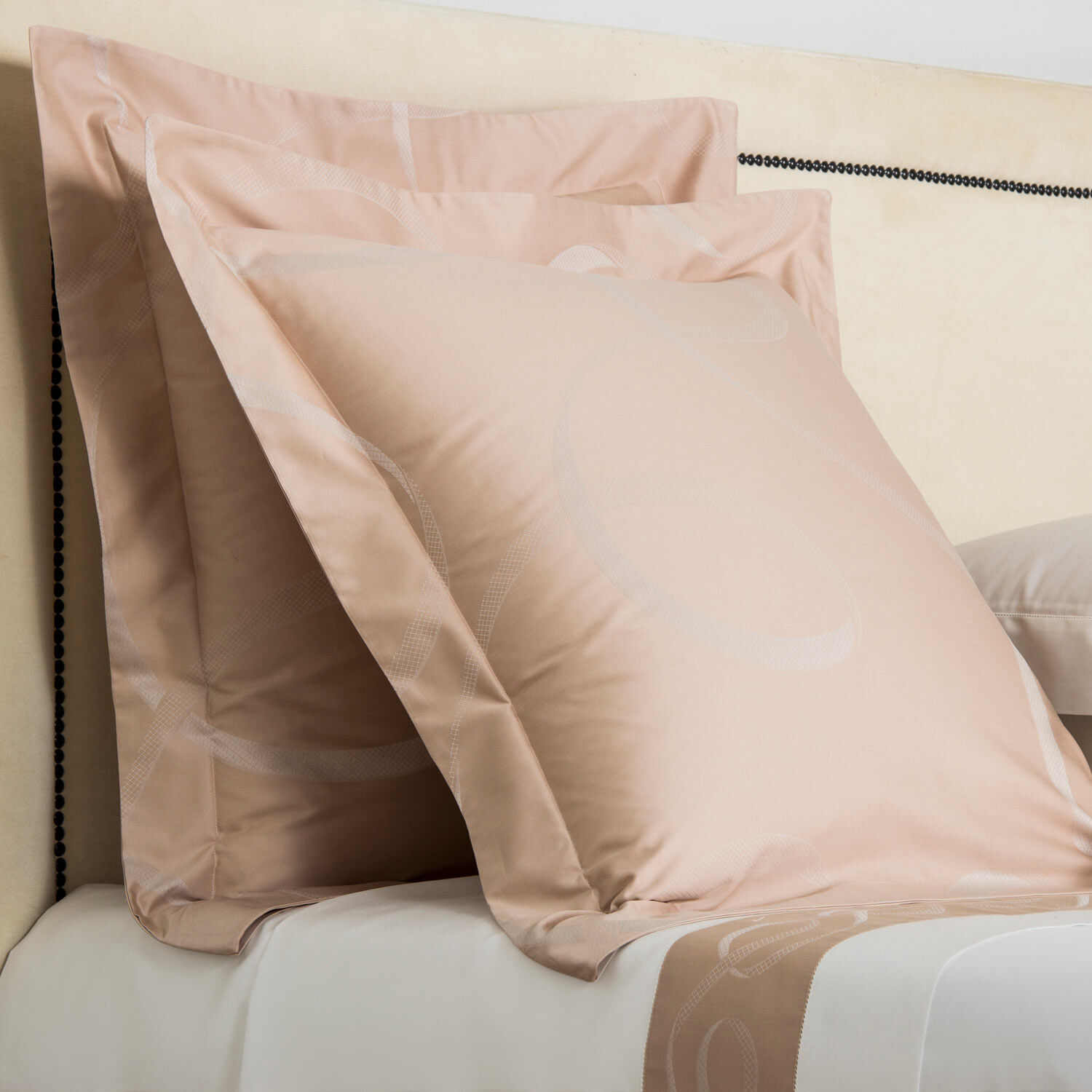 Ribbons Euro Sham