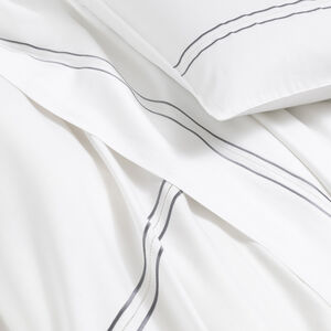 slide 5 Elegance Sheet Set
