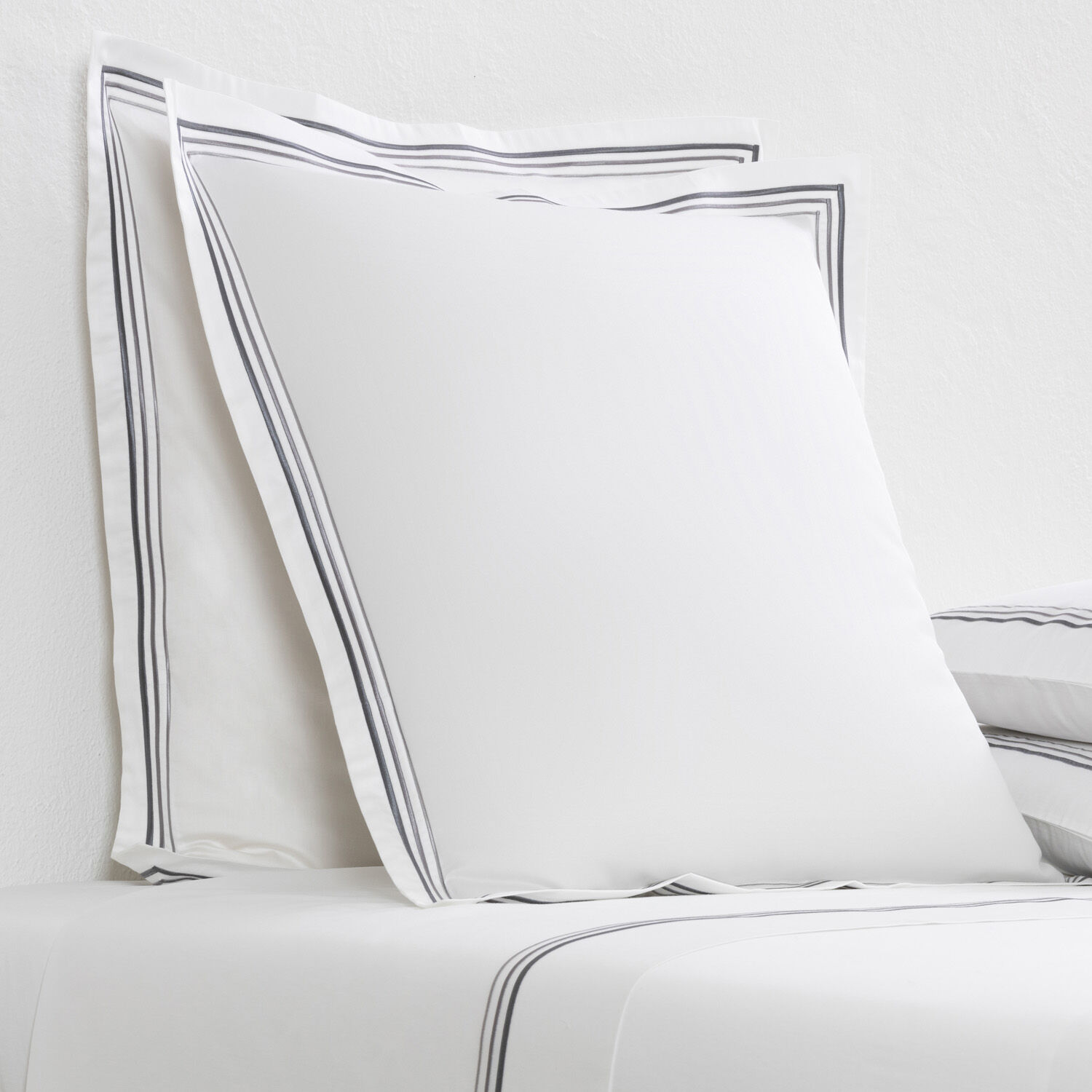 Contemporary Euro Sham Frette