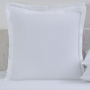 slide 1 Elegance Euro Sham