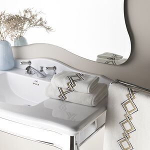 slide 4 Twist Embroidery Bath Sheet