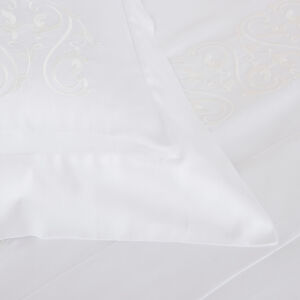 slide 3 Ornate Medallion Embroidered Duvet Cover