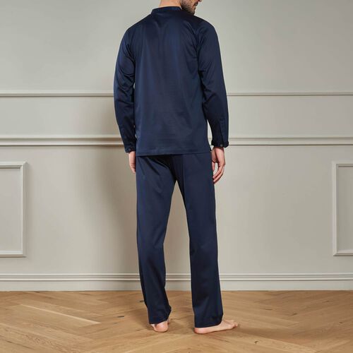 Tactful Pyjamas