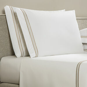 slide 2 Triplo Bourdon Pillowcase