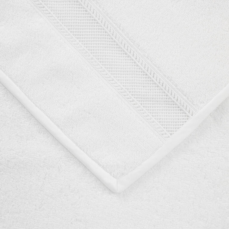 slide 3 Ornate Medallion Lace Bath Sheet
