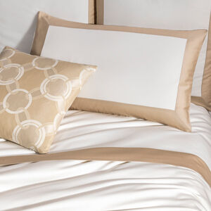 slide 5 Luxury Chains Decorative Pillow Cover